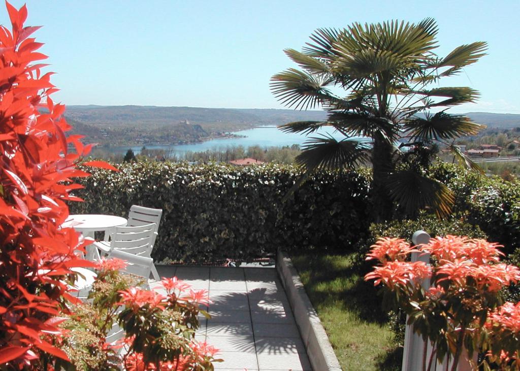Tre Laghi Hotel Nebbiuno ภายนอก รูปภาพ