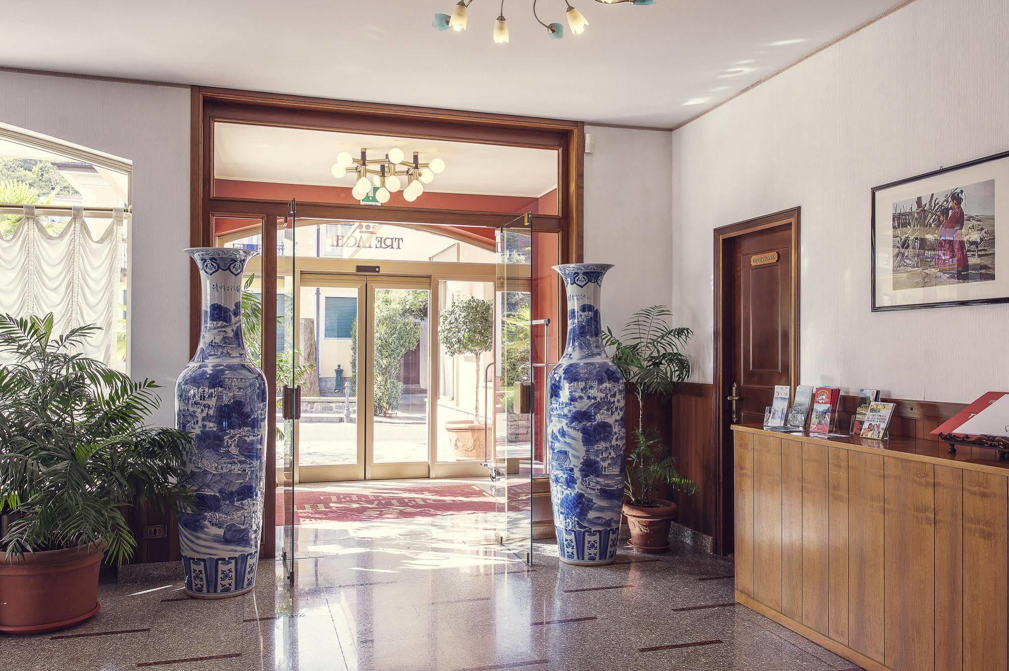 Tre Laghi Hotel Nebbiuno ภายนอก รูปภาพ